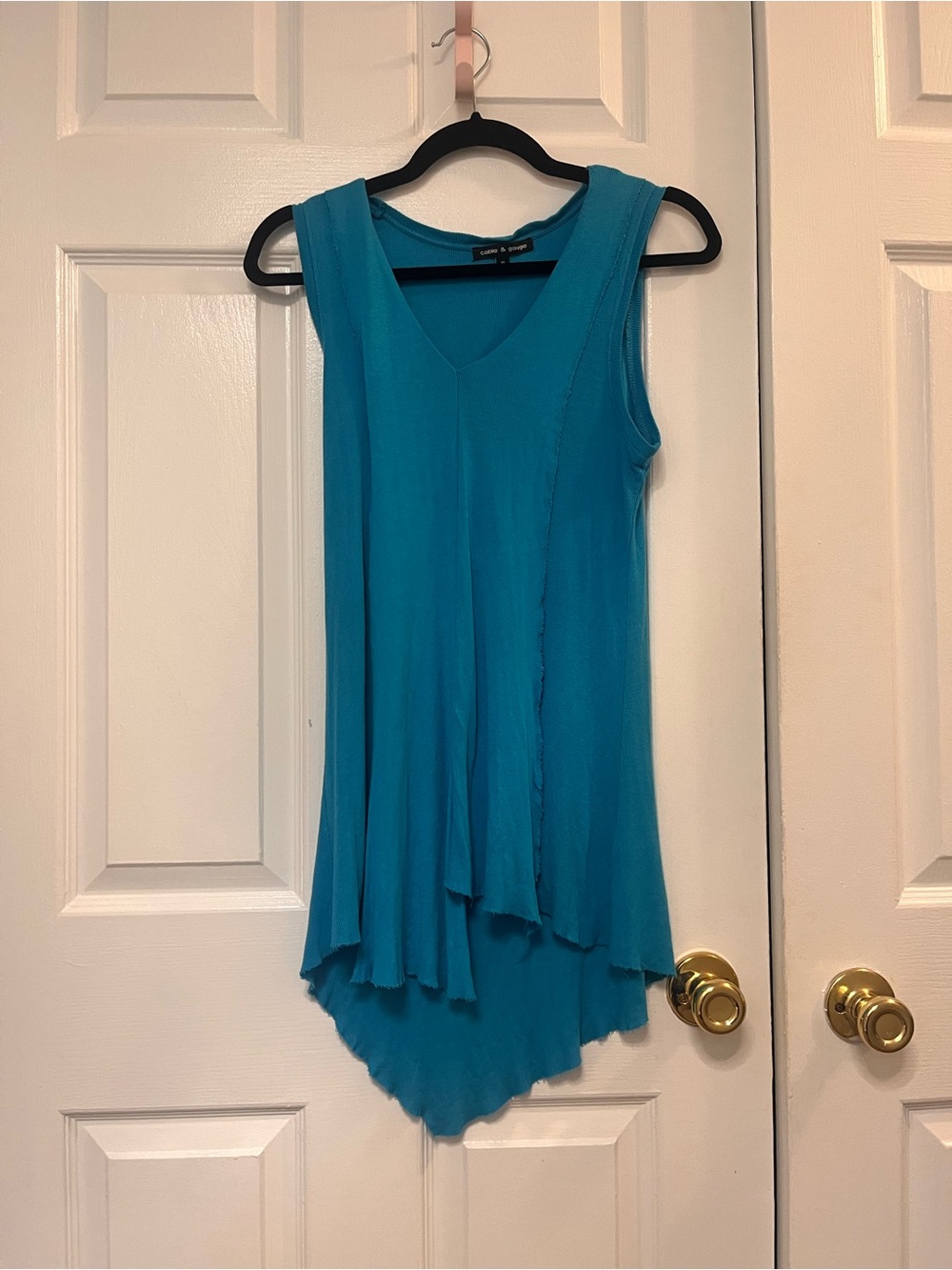 Cable & Gauge turquoise Sleeveless Asymmetrical Knit Top M